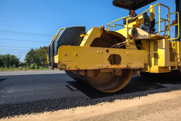 Best Driveway Pavers Near Me  in Howard, WI